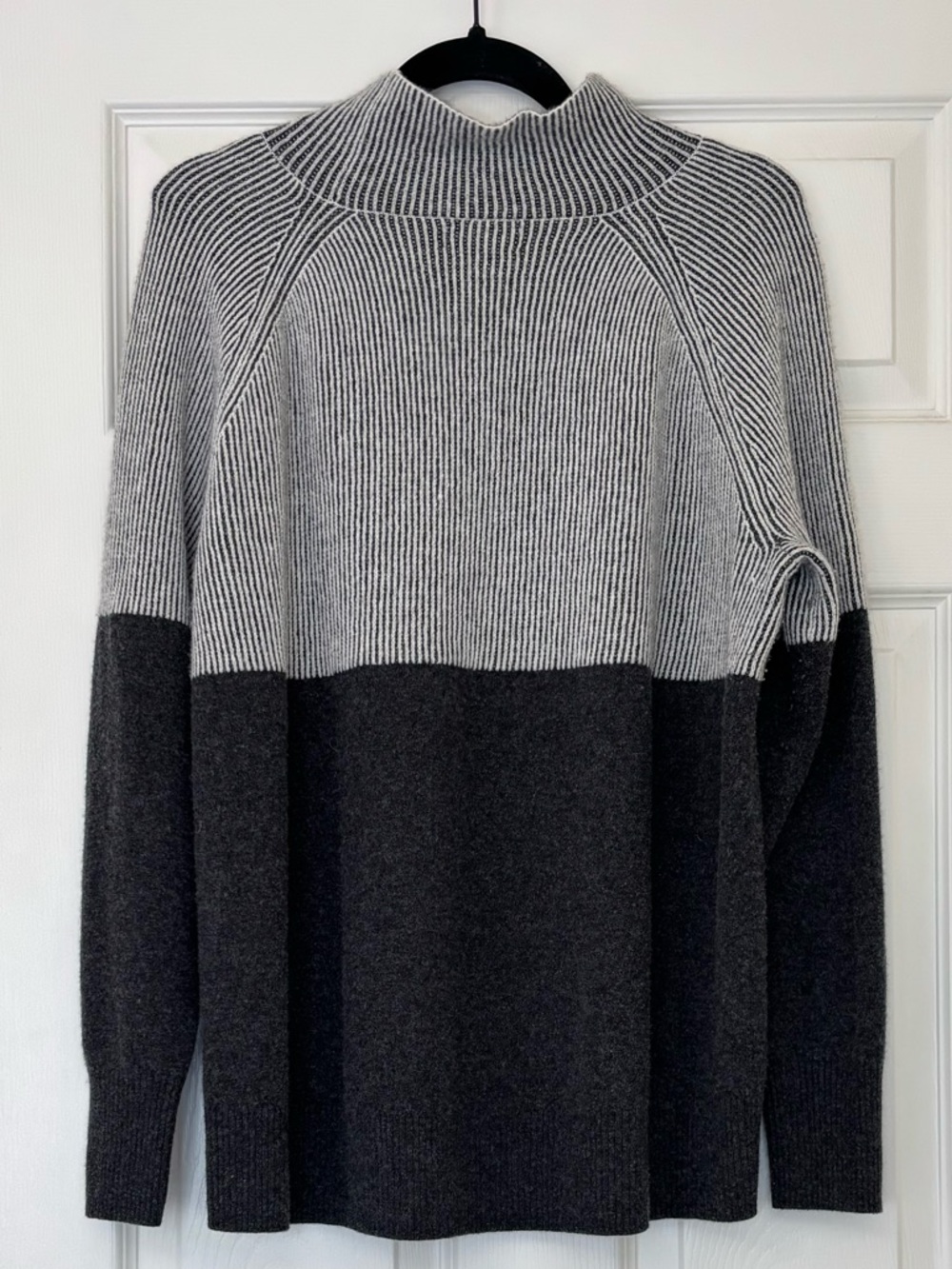 Summersalt The Luxe Cashmere and Wool Blend Two Tone Ribbed Funnel Neck Sweater - Picture 2 of 6